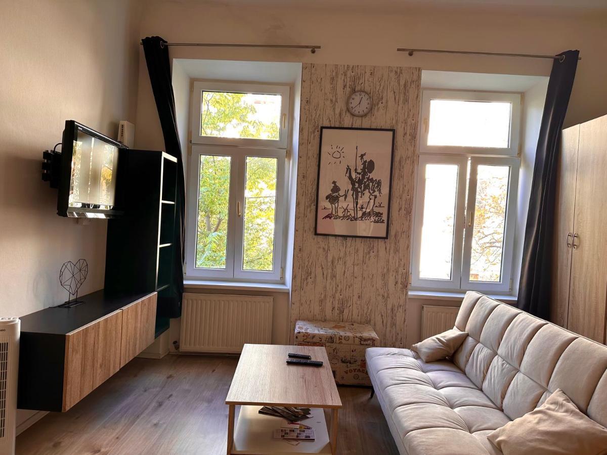 Cozy Apartment Elterleinplatz - Quiet & Close To Center Wina Bagian luar foto